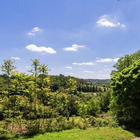 Tranquil Escape In Cendrieux *